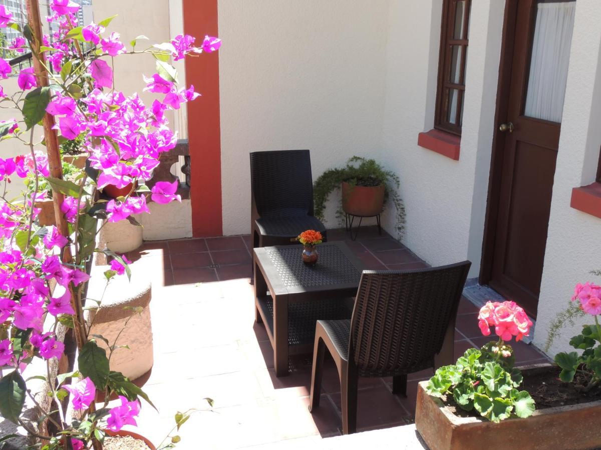 Kituandes Hotel Кито Екстериор снимка