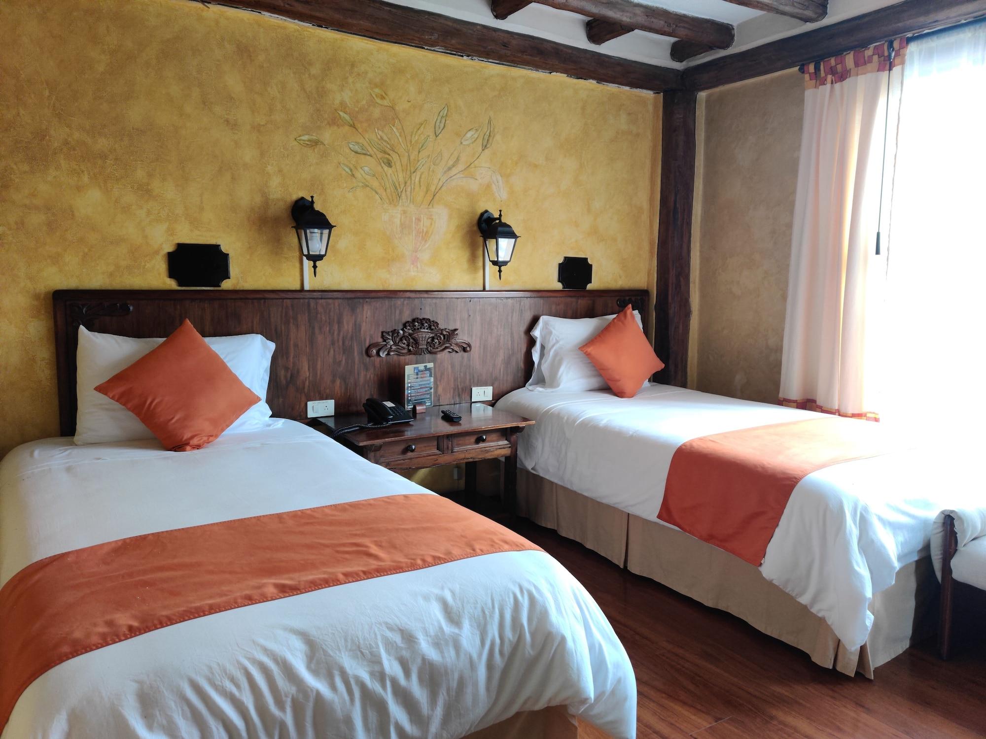 Kituandes Hotel Кито Екстериор снимка