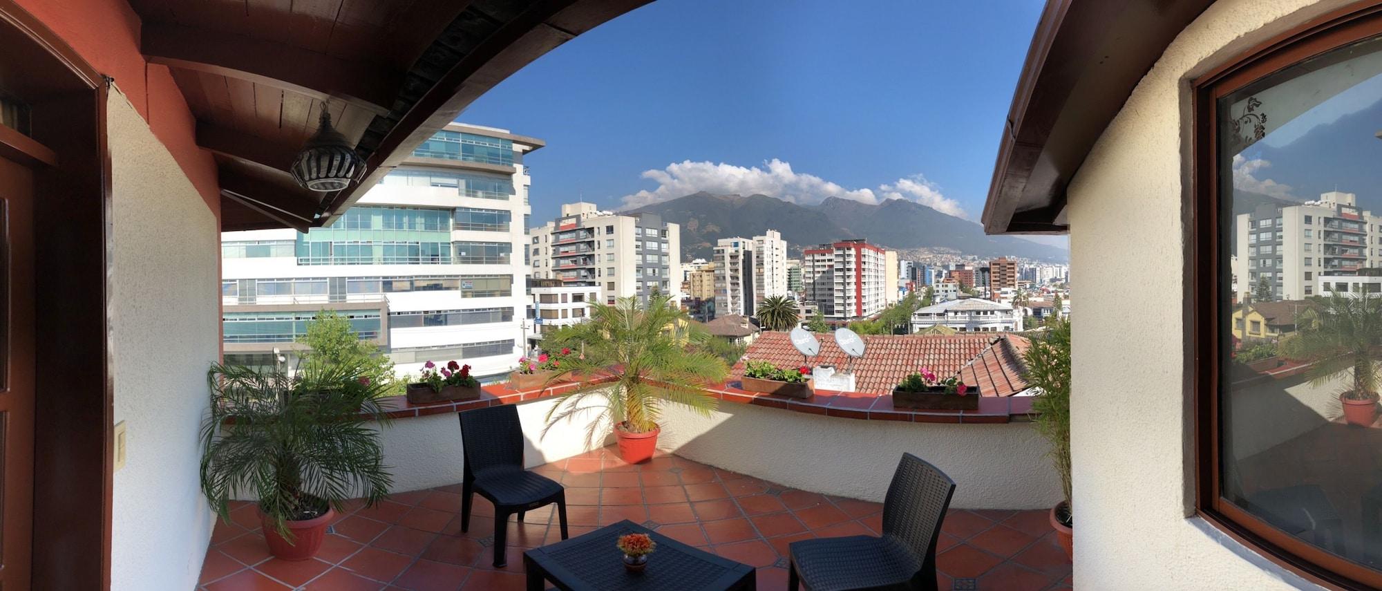 Kituandes Hotel Кито Екстериор снимка