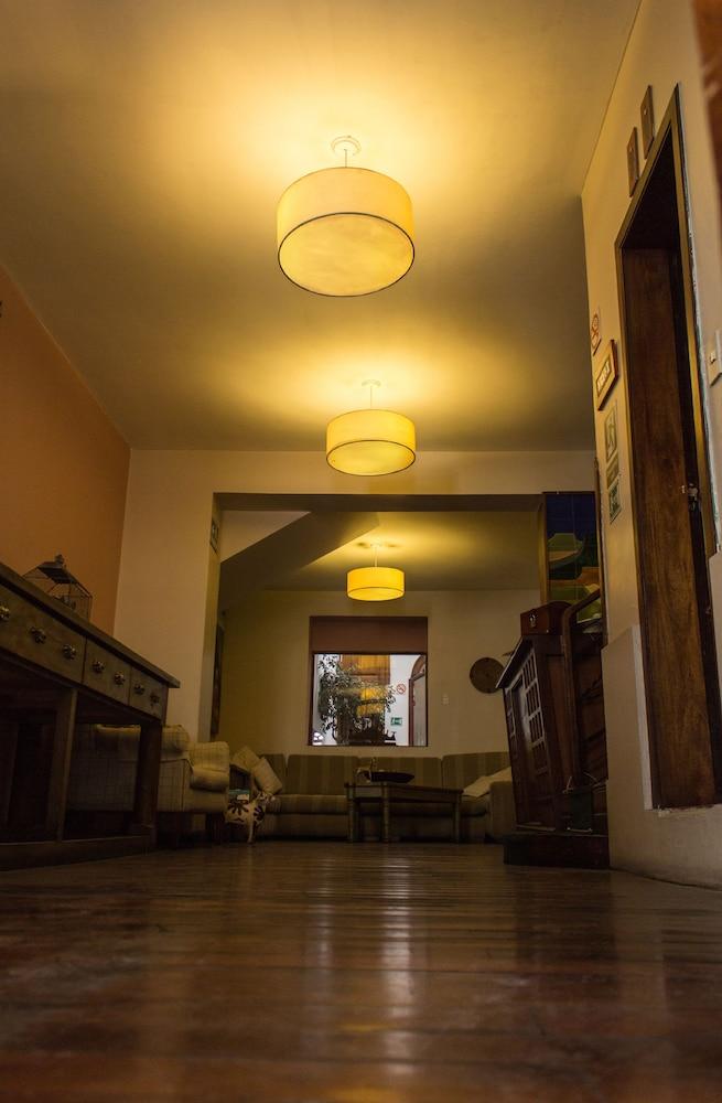 Kituandes Hotel Кито Екстериор снимка