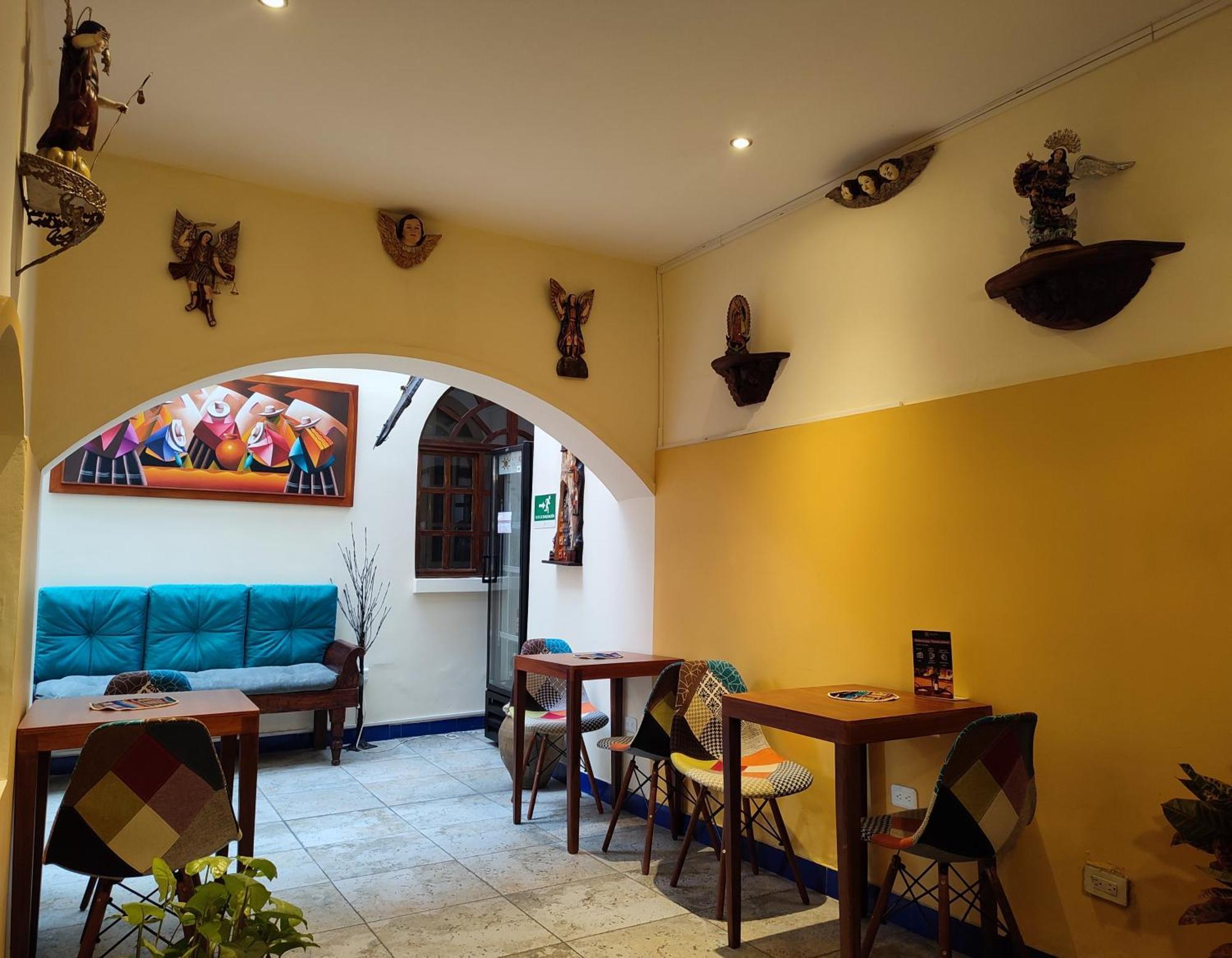 Kituandes Hotel Кито Екстериор снимка
