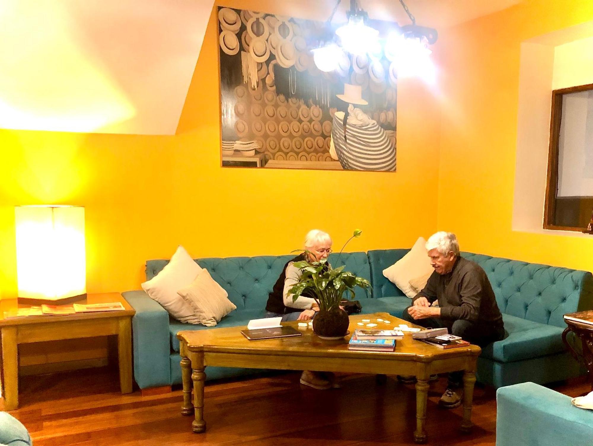 Kituandes Hotel Кито Екстериор снимка