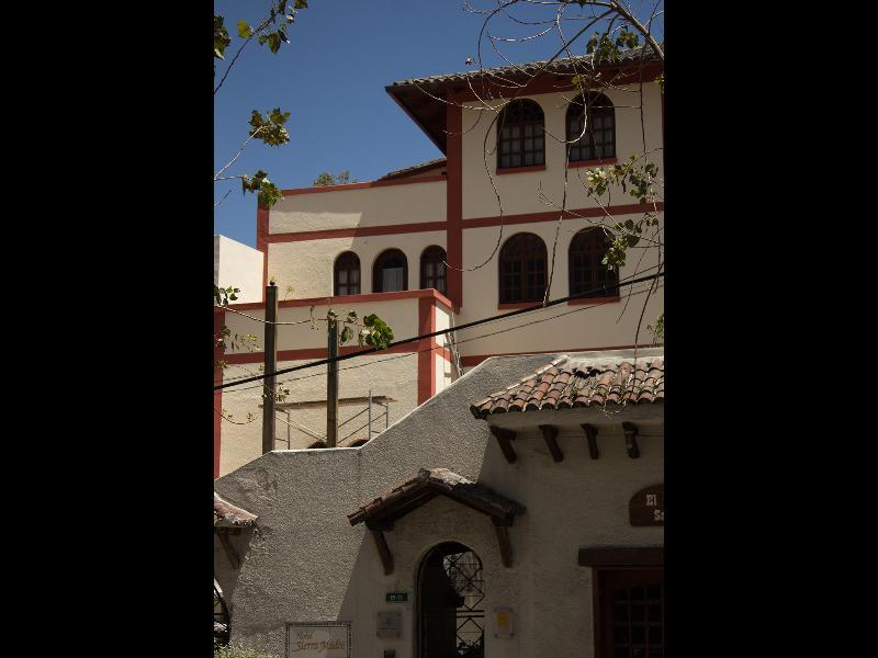 Kituandes Hotel Кито Екстериор снимка