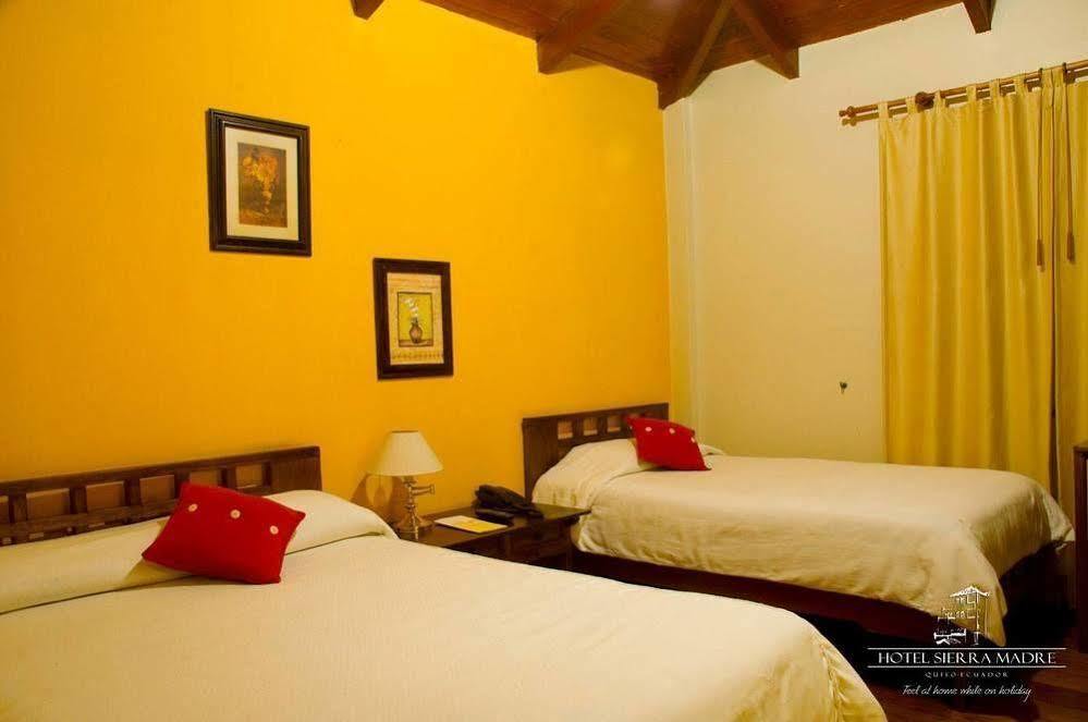 Kituandes Hotel Кито Екстериор снимка