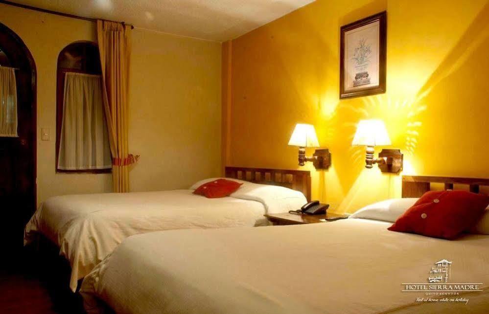 Kituandes Hotel Кито Екстериор снимка